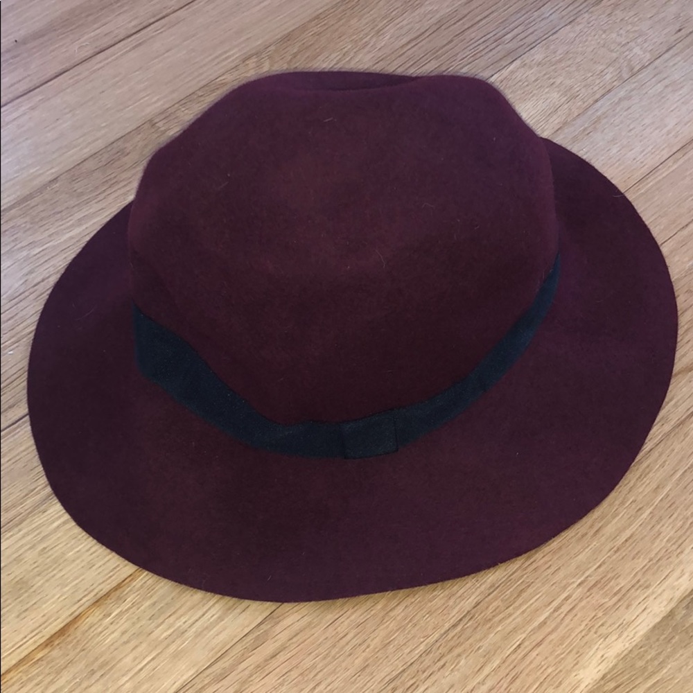 Maroon hat - Picture 2 of 2